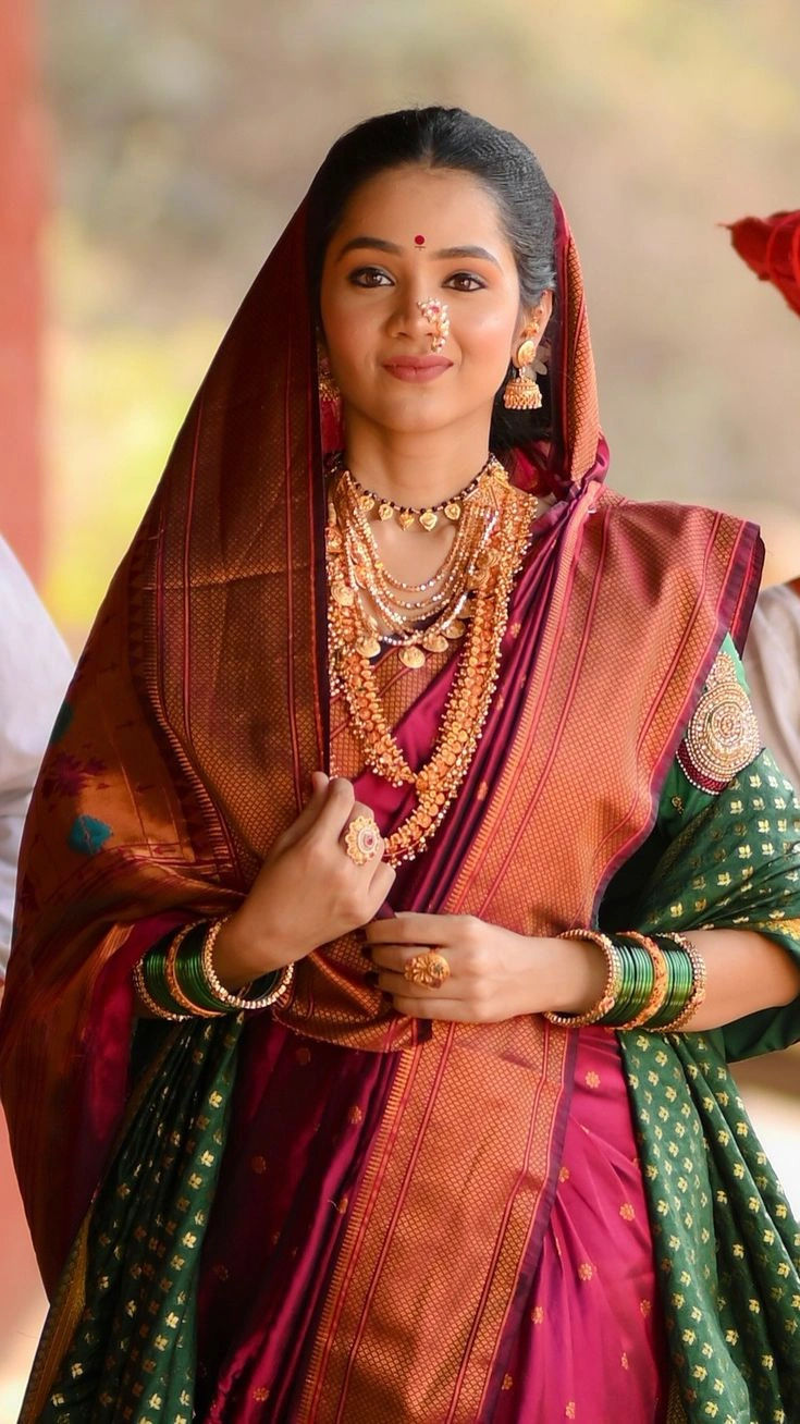 saree caption in marathi